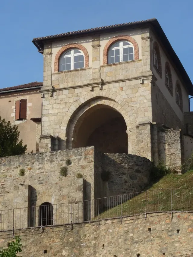 Ancienne abbaye de Saint-Amand
