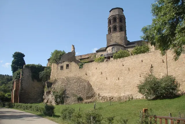 Ancienne abbaye Saint-André-de-Lavaudieu