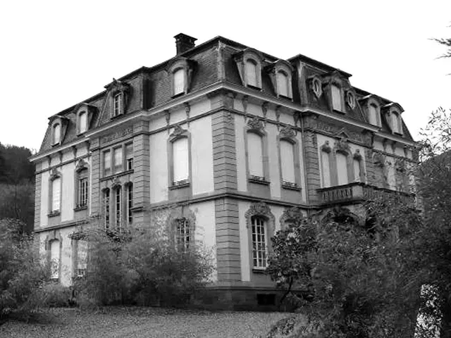 Ancienne demeure d'industriel dite Château Lacour