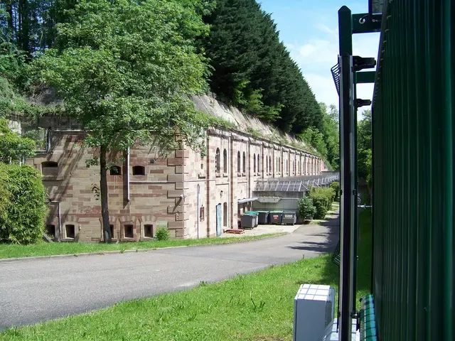 Chapelle Saint-Sava du Fort Foch, ancien Fort Kronprinz, actuellement Faculté de Primatologie