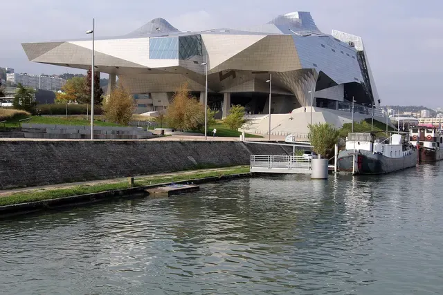 musée des Confluences ; musée Guimet ; muséum d'histoire naturelle