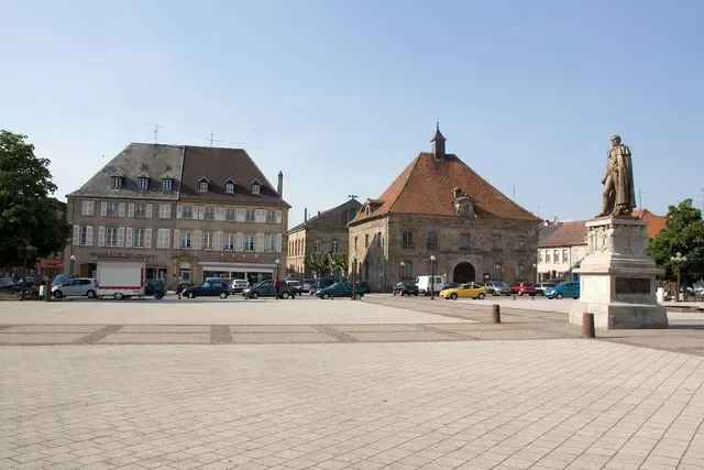 musée militaire et Erckmann-Chatrian