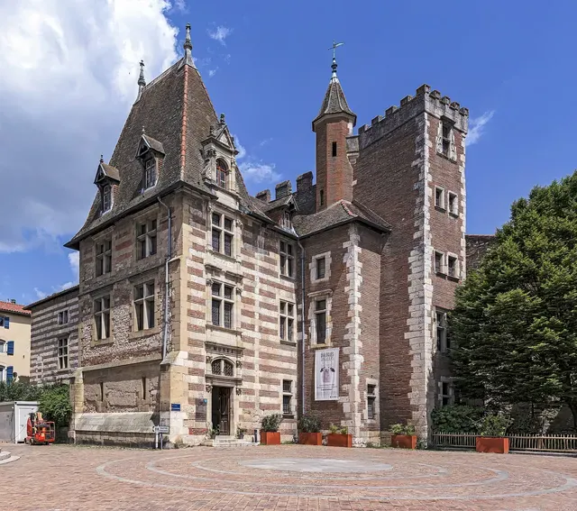 musée municipal des beaux-arts