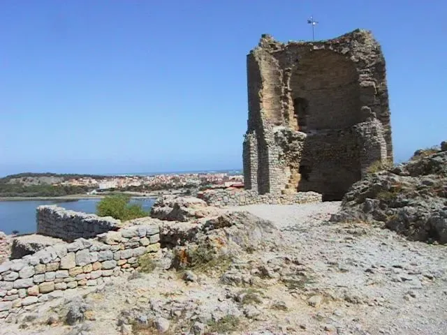Ruines du château-fort