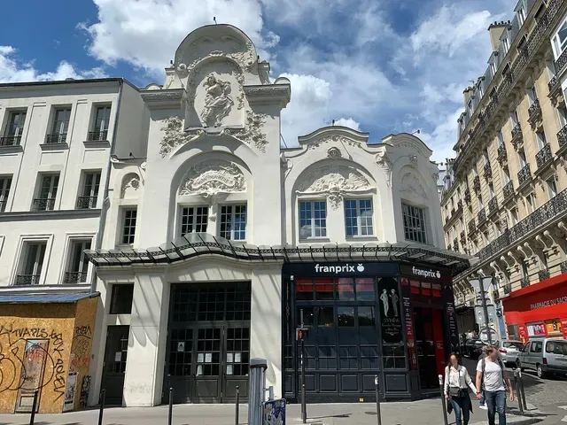 Théâtre de l'Elysée-Montmartre, ancien dancing