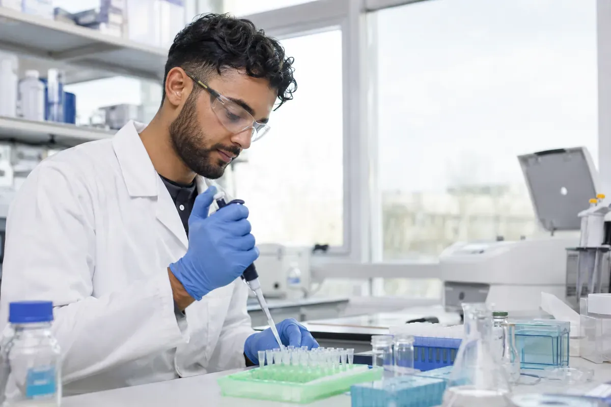 Agent de laboratoire de recherche industrielle