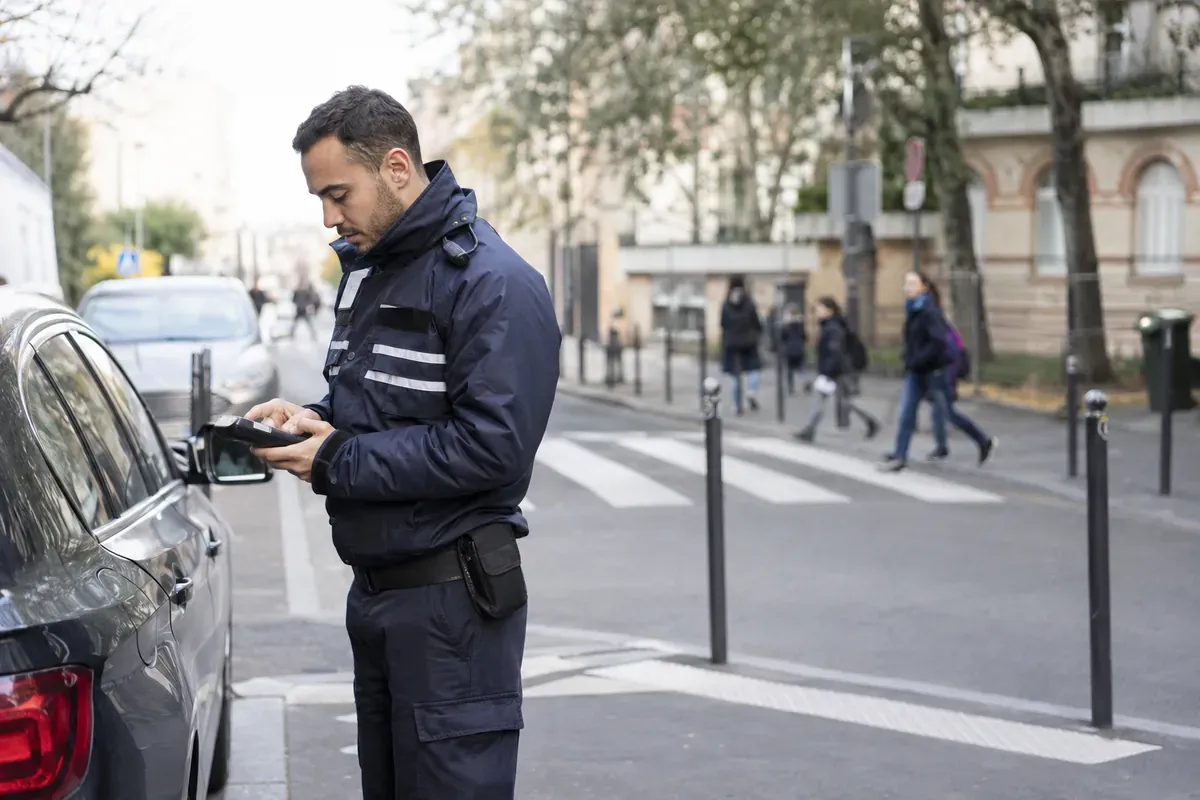 Agent de surveillance de la voie publique (ASVP)