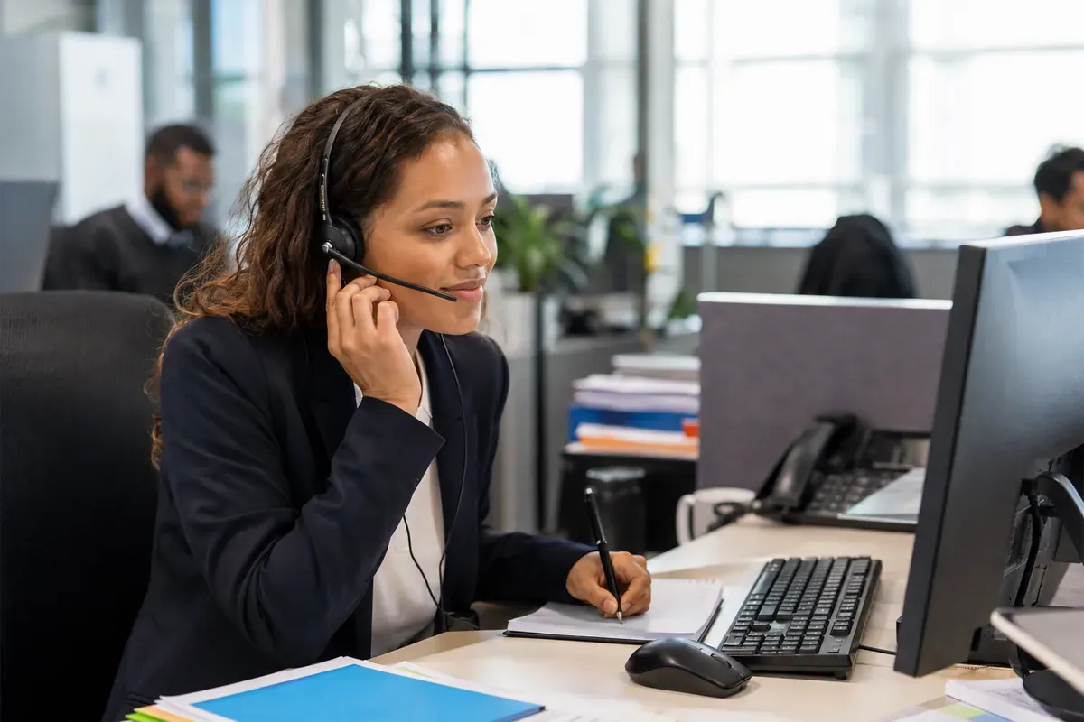 Chargé de clientèle centre d'appels en assurances
