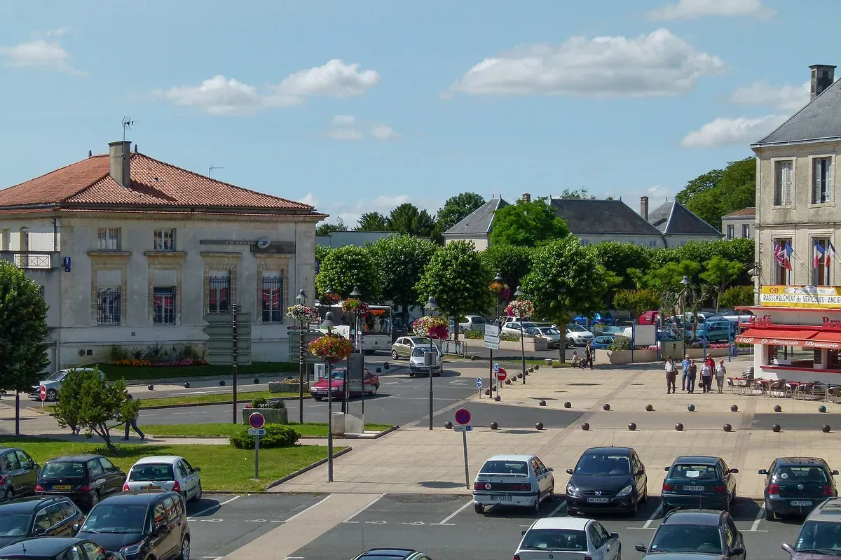 Surgères